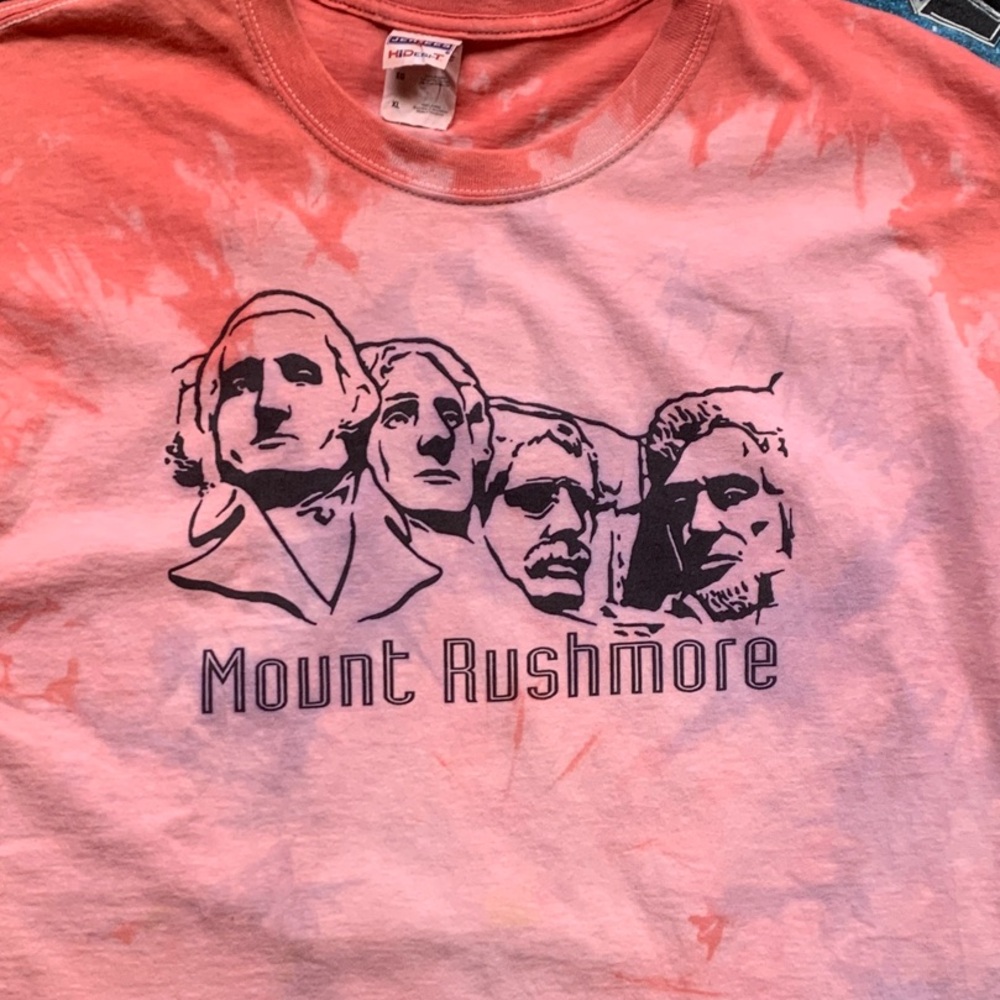 Vintage Mount Rushmore Graphic Tee Men’s size XL